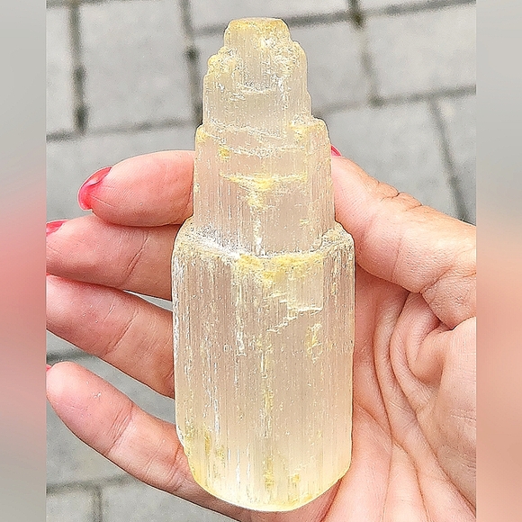 Anthropologie Terrain 3 3/4" Selenite Crystal Castle Tower - Picture 1 of 5